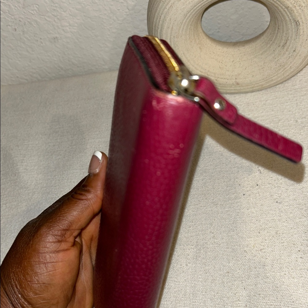 Kate Spade Red zippy Wallet - Picture 4 of 17